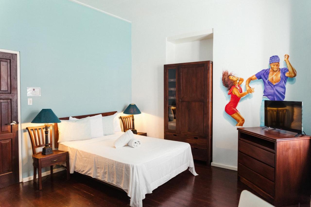 Bario Hotel Willemstad Exterior foto