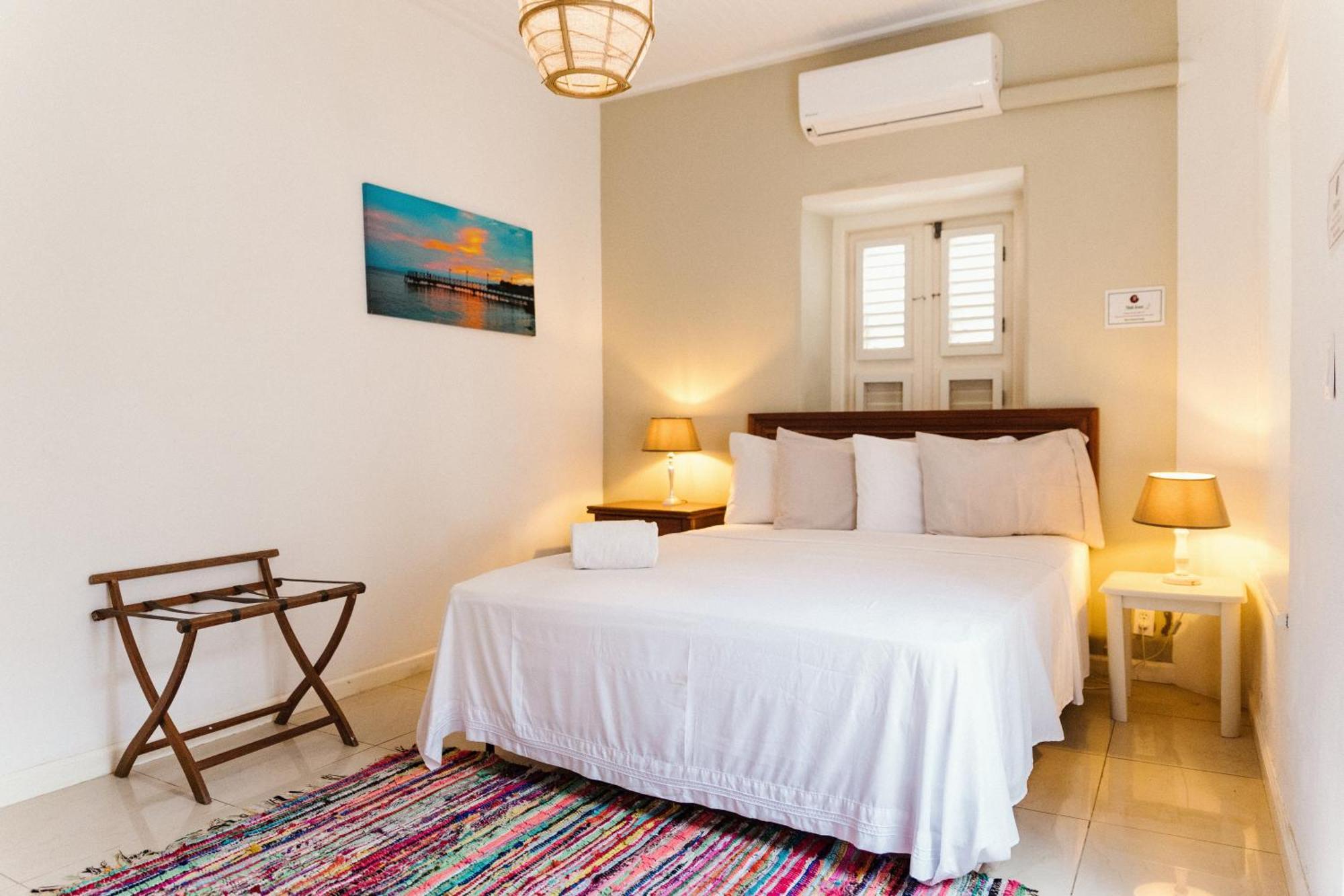 Bario Hotel Willemstad Exterior foto